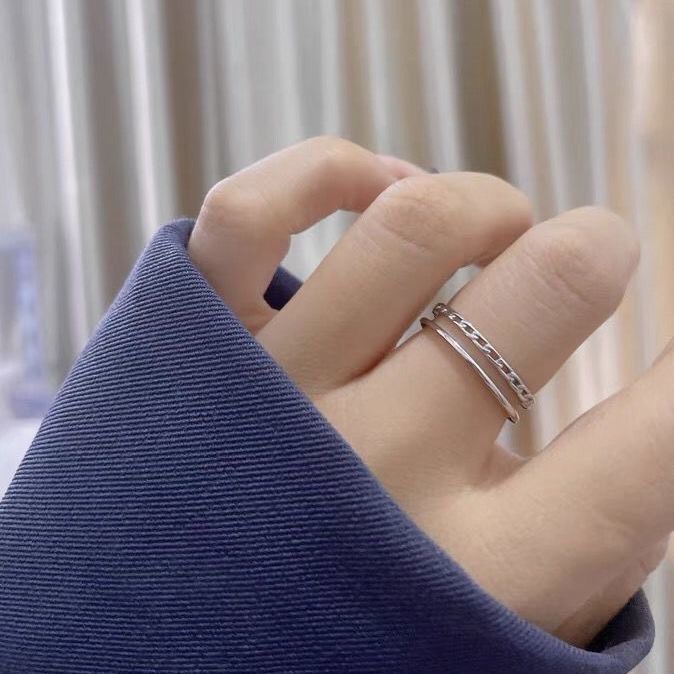 Nhẫn nữ vuông đơn giản