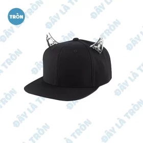 Nón lưỡi trai cắm sừng