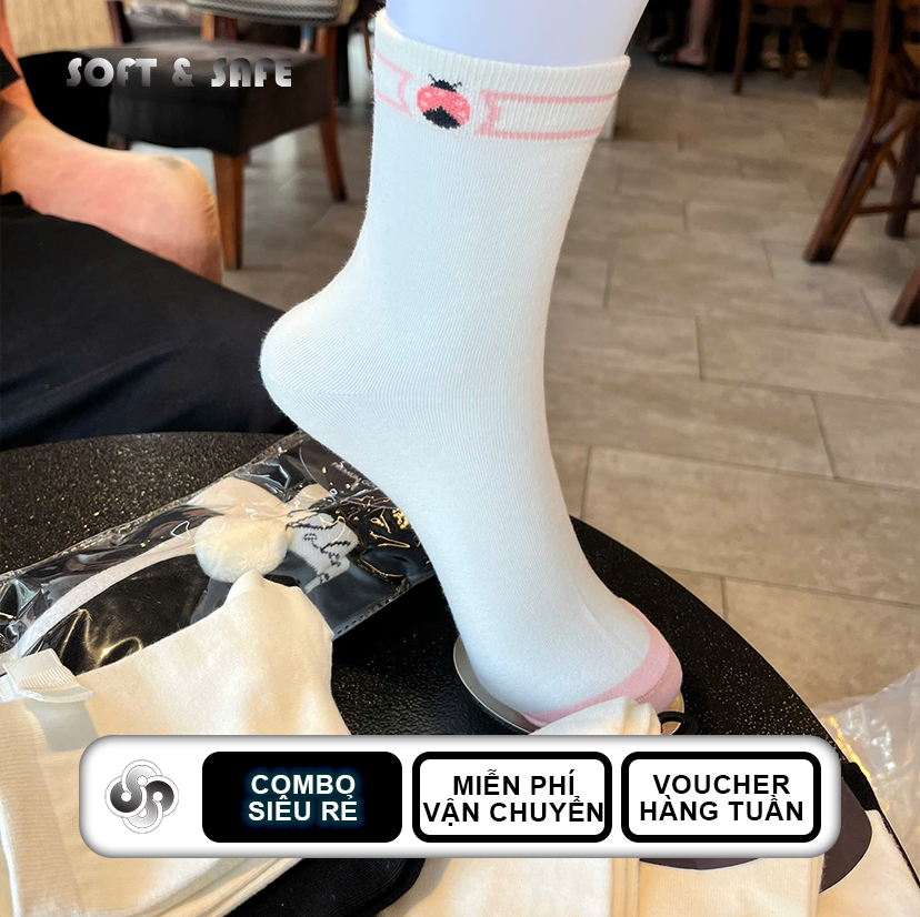 Tất Họa Tiết Hồng