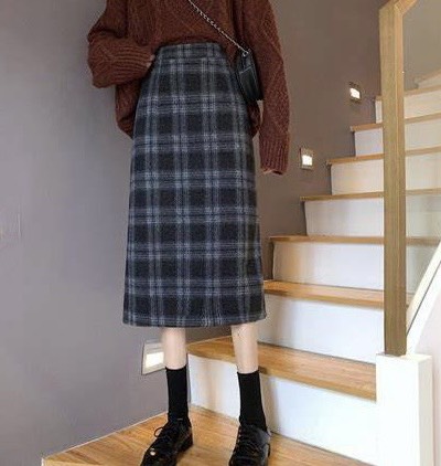 Chân váy dáng dài sọc caro