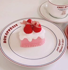 Nến thơm trang trí hình bánh kem Kaori Cake