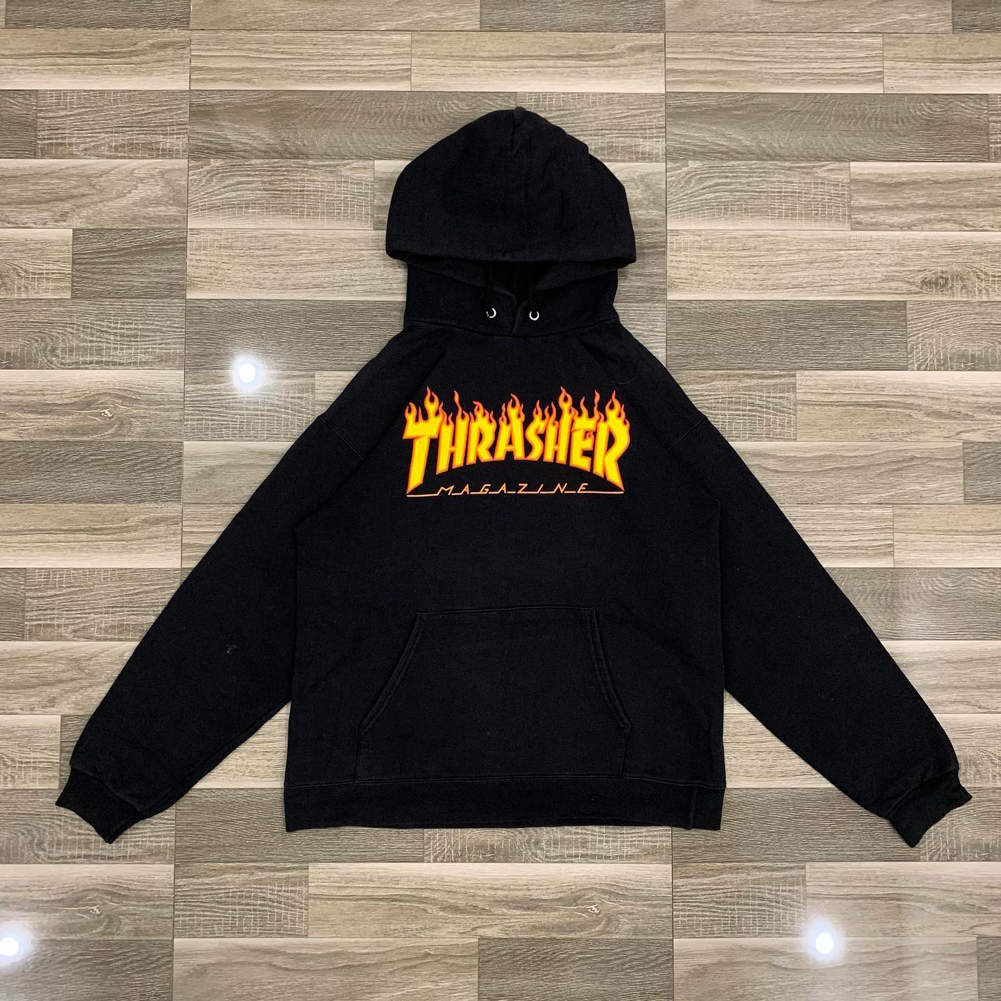 THRASHER FLAME LOGO HOODIE IN BLACK FADED