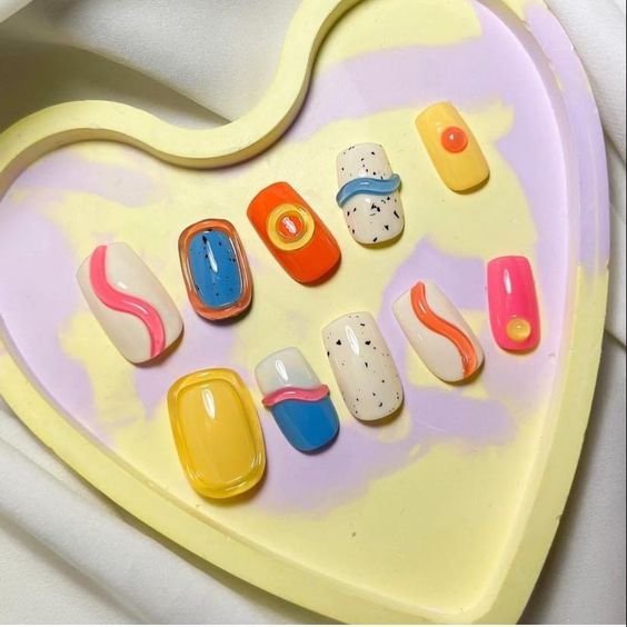 Nailbox dễ thương màu đá quý