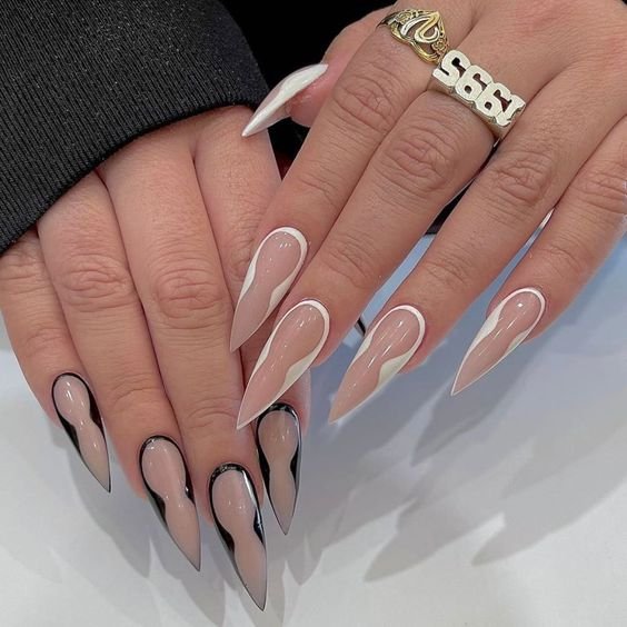 Nailbox đơn giản viền ngoài