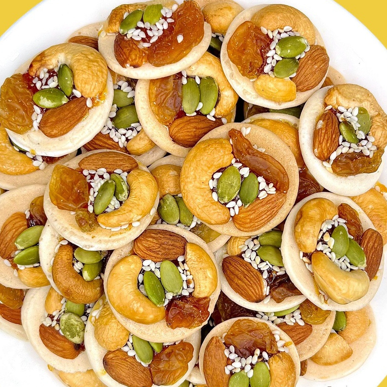 Bánh Tròn Đồng Tiền MIX NUTS LIFE hạt dinh dưỡng - hũ 900g