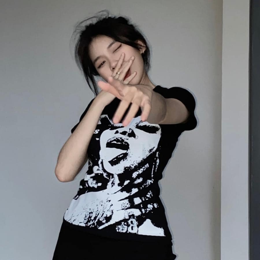 The Unbound - Baby Tee Sexy Girl