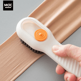 Bàn chải đánh giày tích hợp xà bông