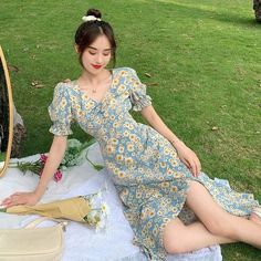 Đầm hoa tay ngắn họa tiết hoa cúc