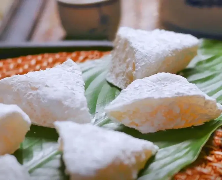 Bánh Hồng Tam Quan
