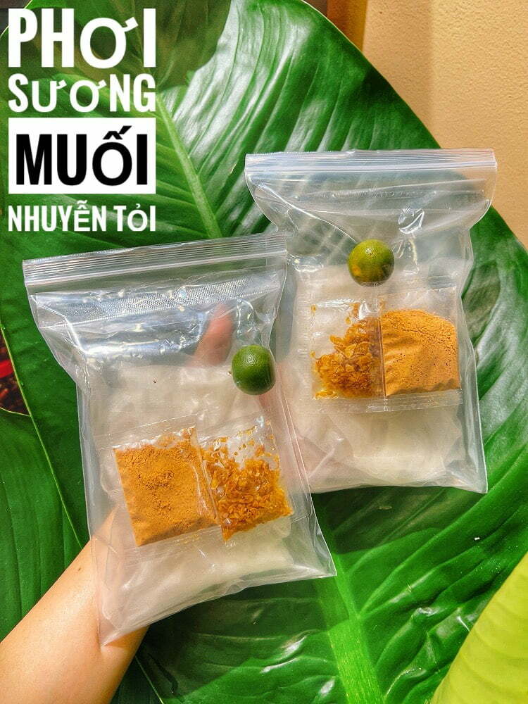 Bánh tráng phơi nắng