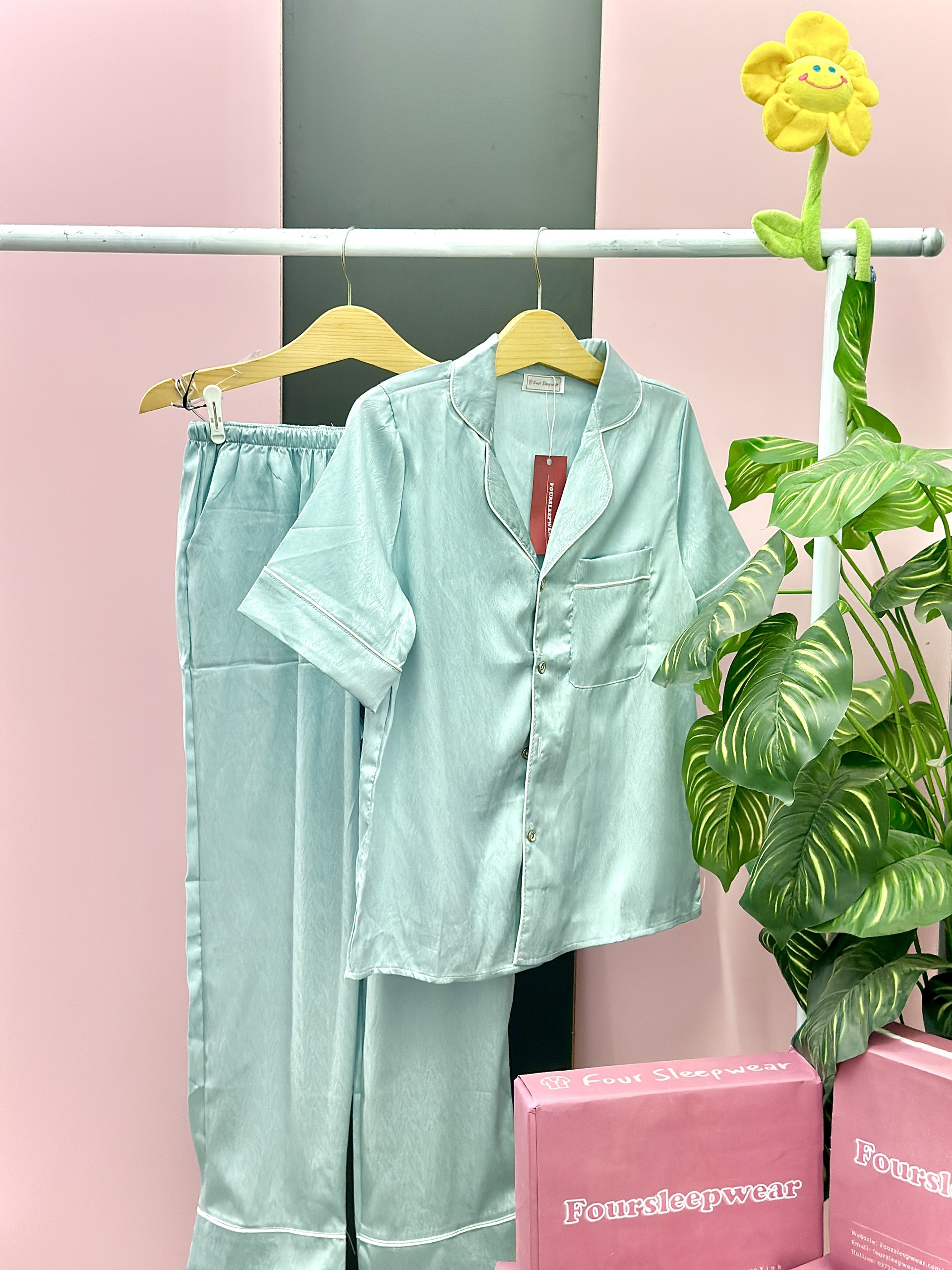 Bộ Pijama Lụa Xước Trơn Xanh TNQD