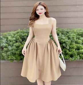 Đầm 2 dây bảng lớn cổ vông