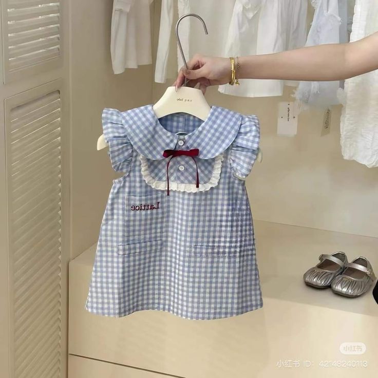 Đầm bé gái kẻ caro xanh cổ sen trắng dễ thương - Váy công chúa tay bèo cho bé từ 1–6 tuổi