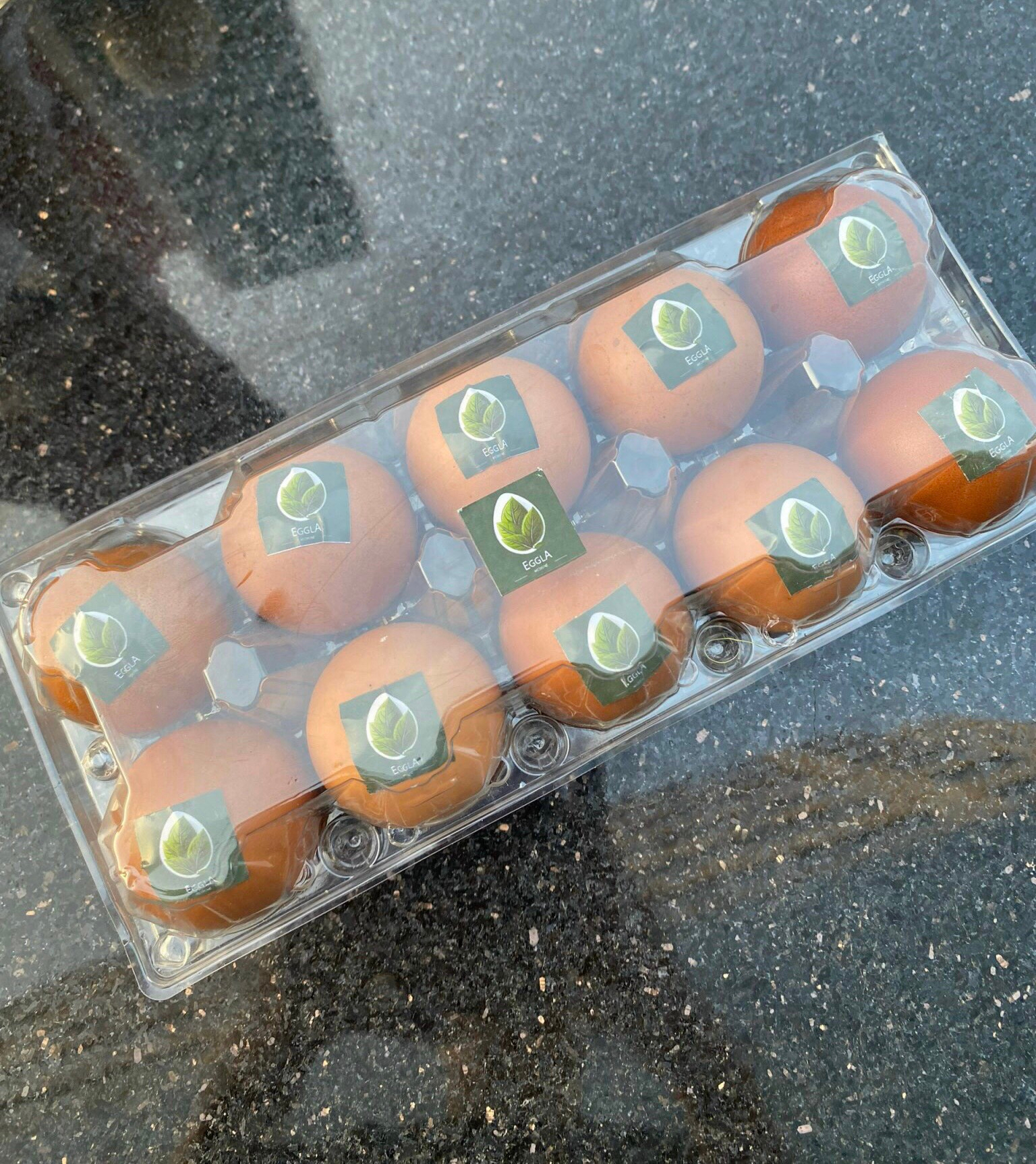 Eggla - Trứng Gà Thảo Dược - 1 vỉ 10 trứng (Mật nhân)