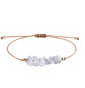 Vòng tay đá handmade may mắn màu trắng đục