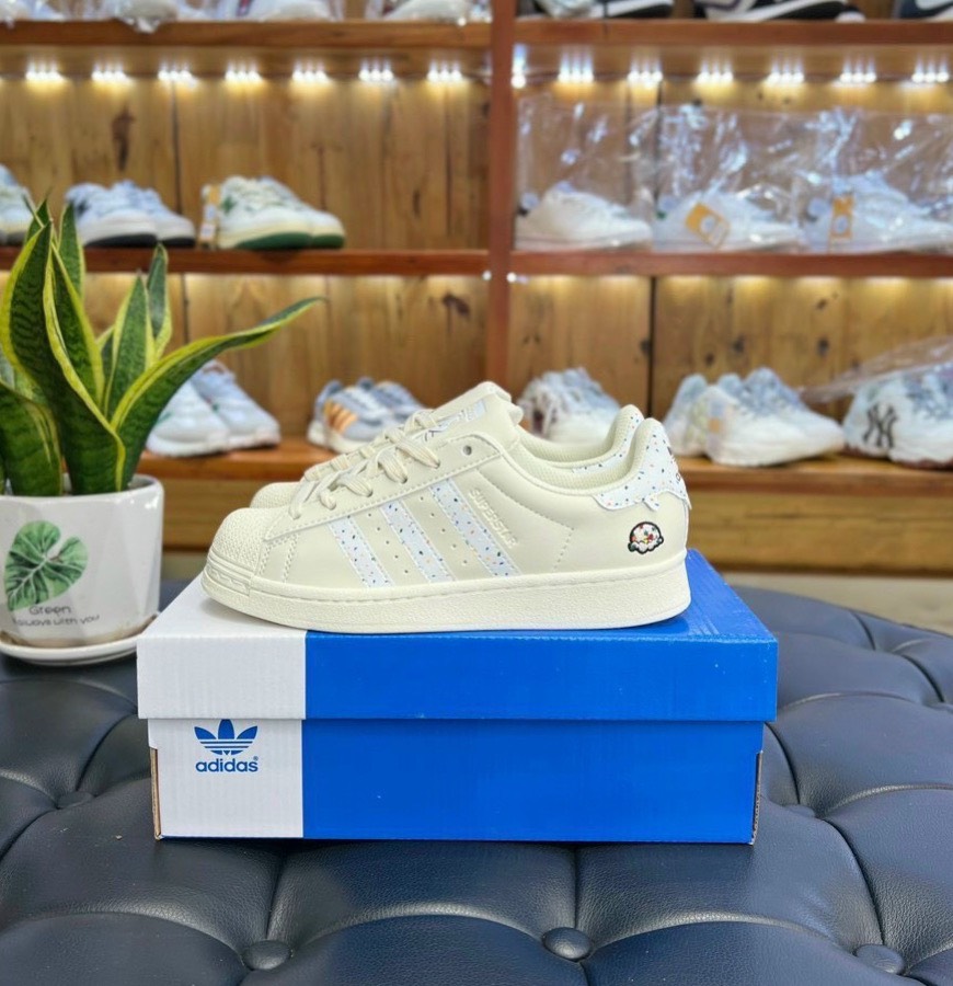 Sneaker nữ trắng xinh DO11 Full hộp và Bill