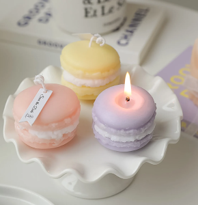 Nến thơm trang trí hình bánh macaron Kaori Pie