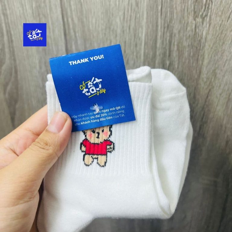 Tất Vớ Cổ Trung Trắng Hoạ Tiết Hình Gấu