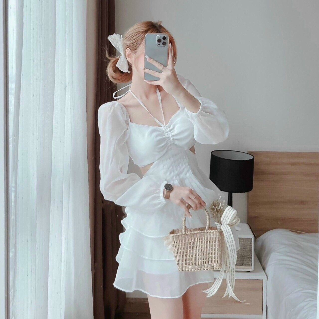 Đầm trắng dự tiệc