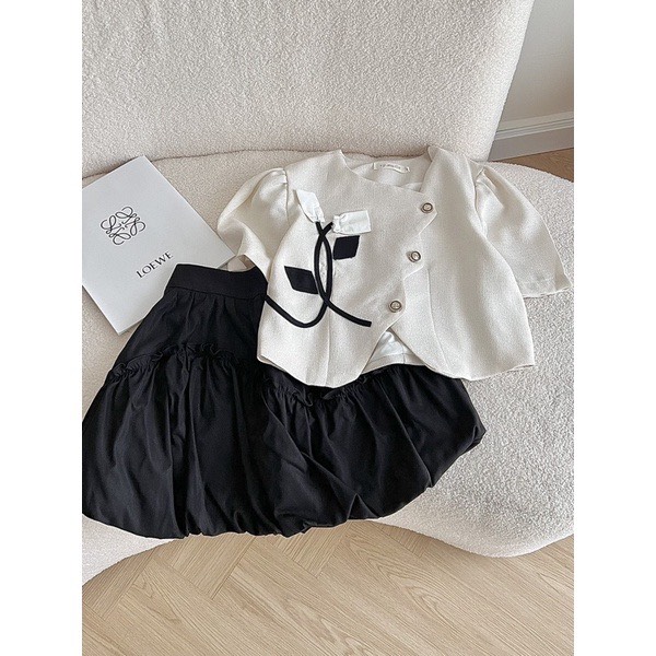 Set áo cúc mix chân váy viền bèo