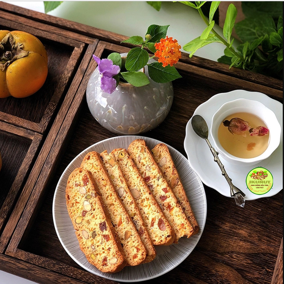 Bánh biscotti cam hạt chia