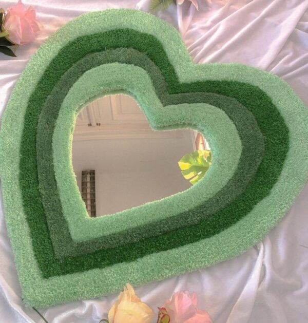 Gương thêu nổi - Hình trái tim