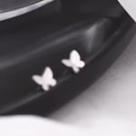 khuyên tai hồ điệp