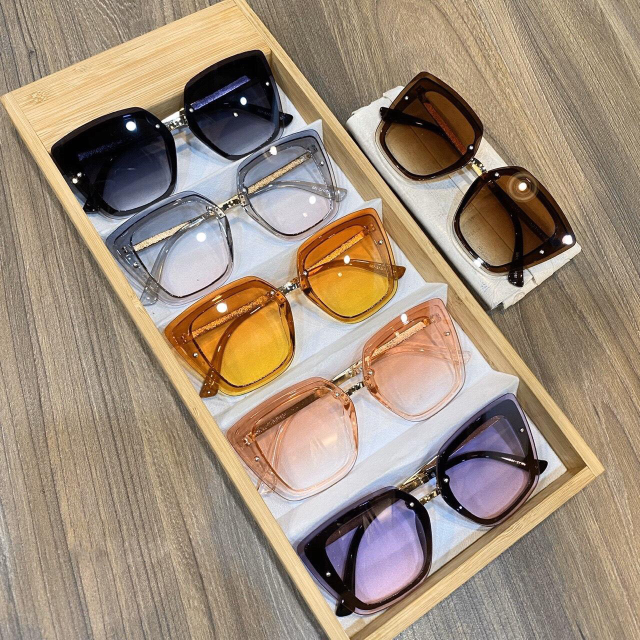 Bộ tròng kính 6 màu – gọng kim loại