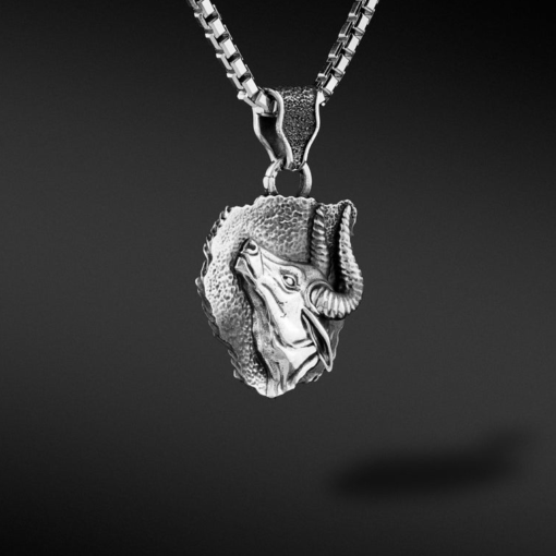 Mặt dây chuyền bạc nam TrueChic Taurus Helios Original S925