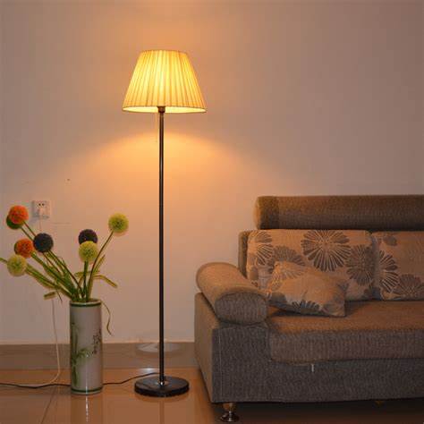 Đèn cây đứng decor