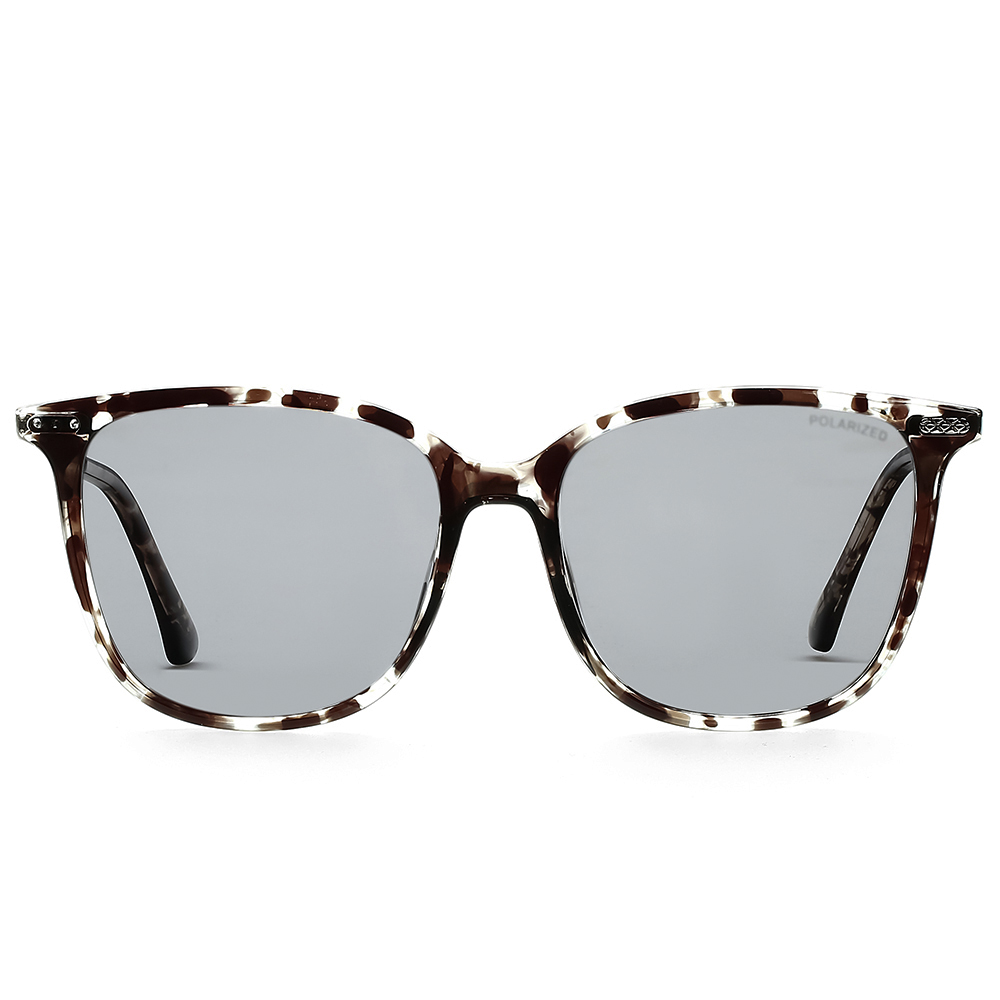 Kính mát hiện đại