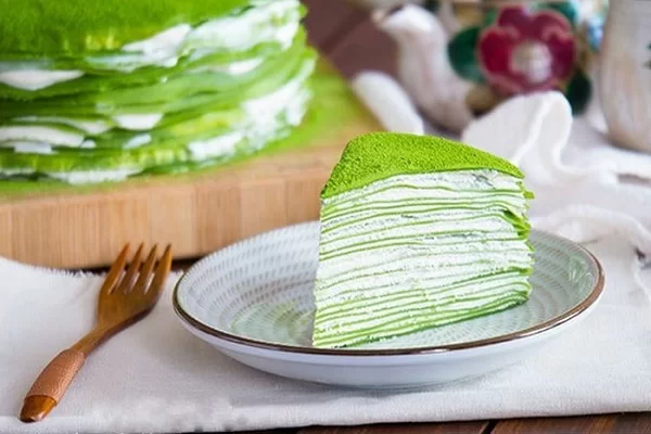 bánh crepe sầu riêng vị trà xanh