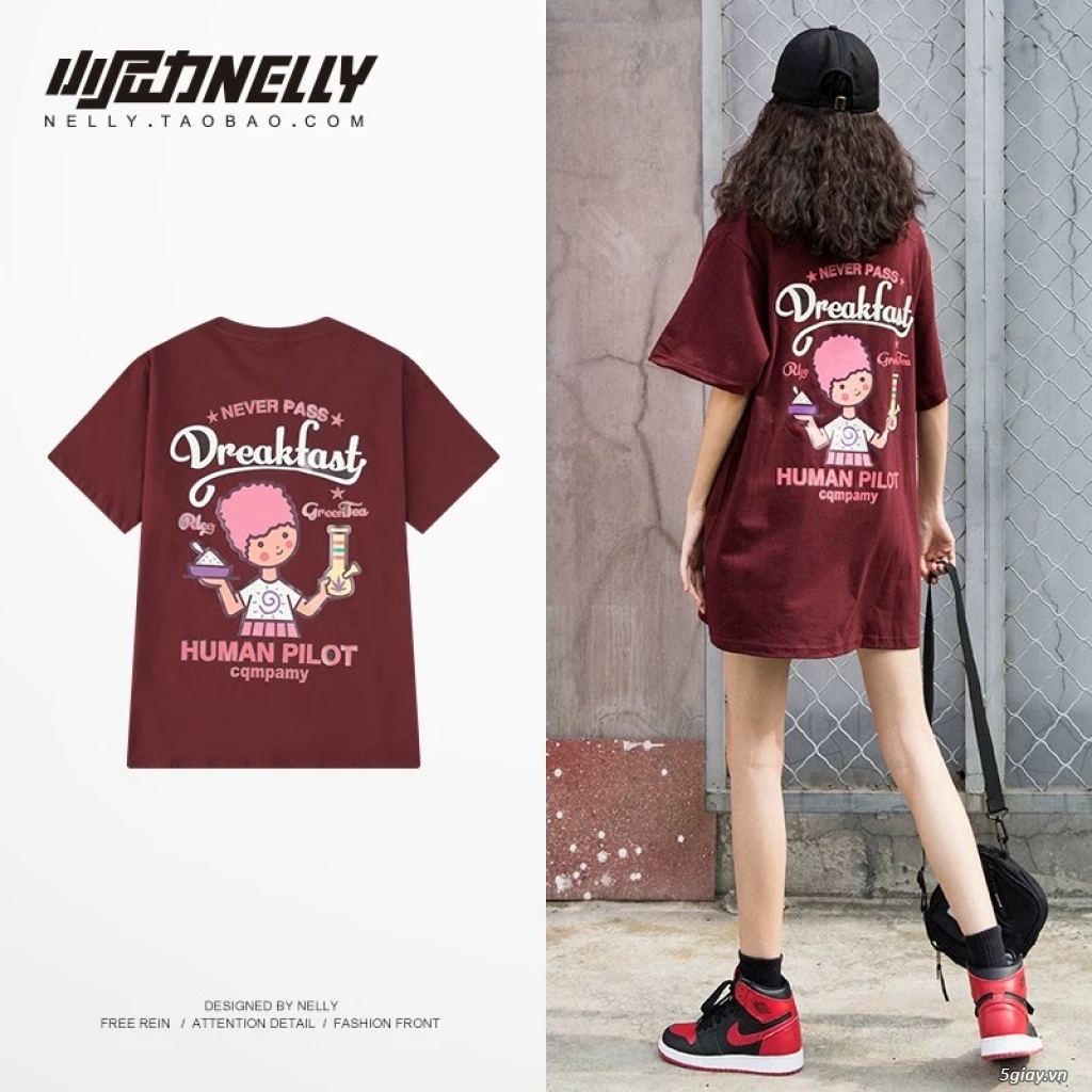 Áo thun Nelly tay lỡ in hình màu đỏ