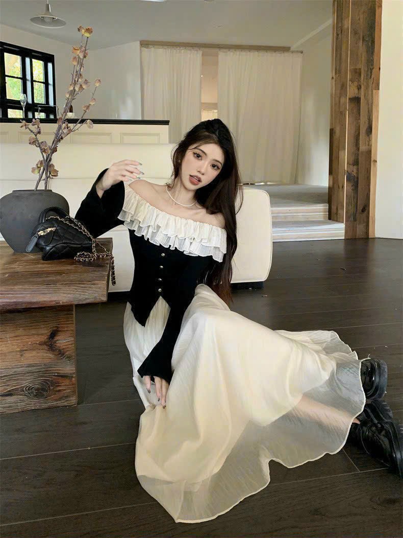 Set sơ mi nơ cổ phối áo croptop yếm đen và chân váy