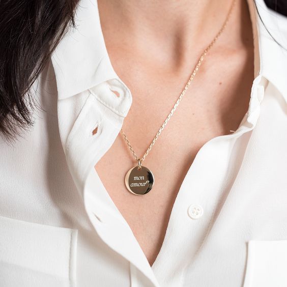 Dây chuyền nữ mặt tròn khắc tên độc đáo