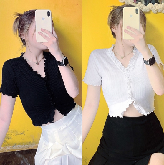 Áo Croptop Viền Bèo Cúc Bật