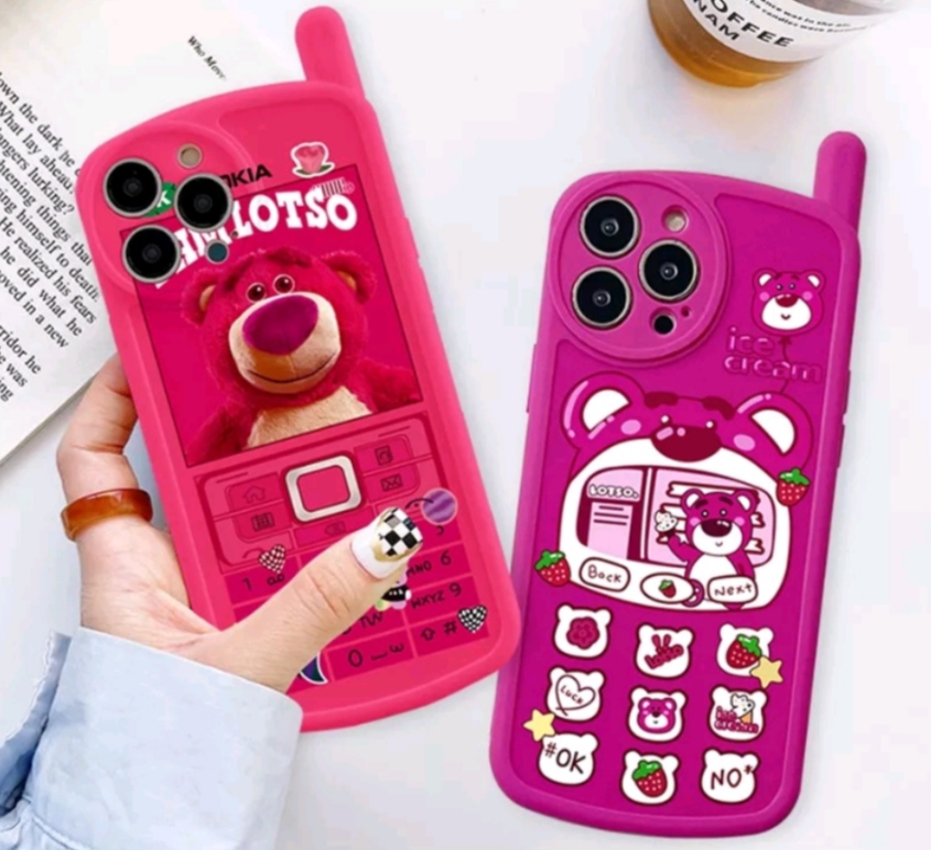 Ốp lưng iPhone hình điện thoại Lotso