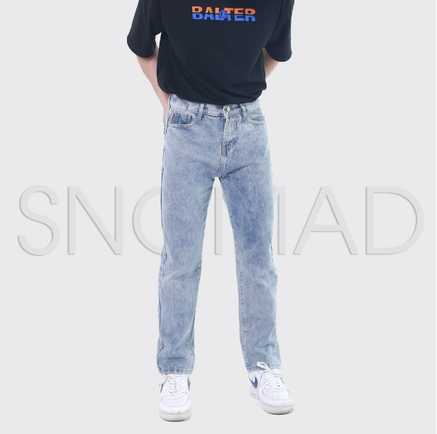 Quần Jean ống suông, dáng ôm vừa, chất liệu Jean dày dặn - Snomad