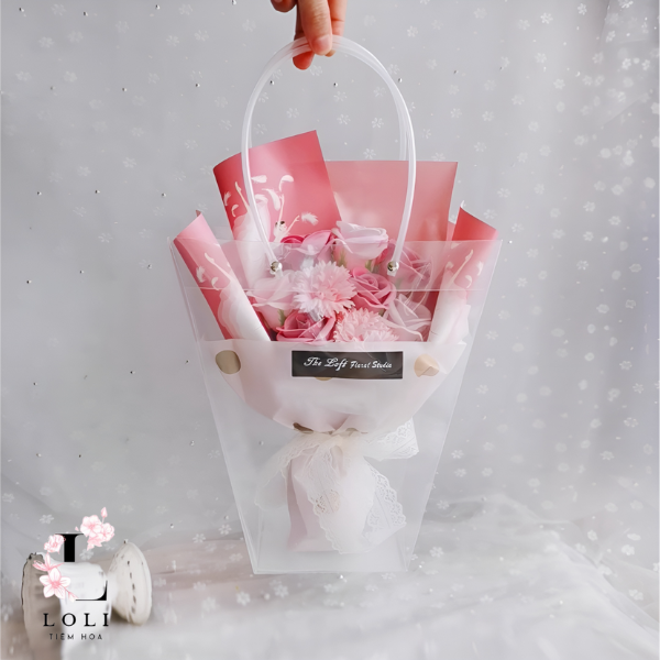 Bó hoa sáp xinh xắn ngẫu nhiên kèm túi mica