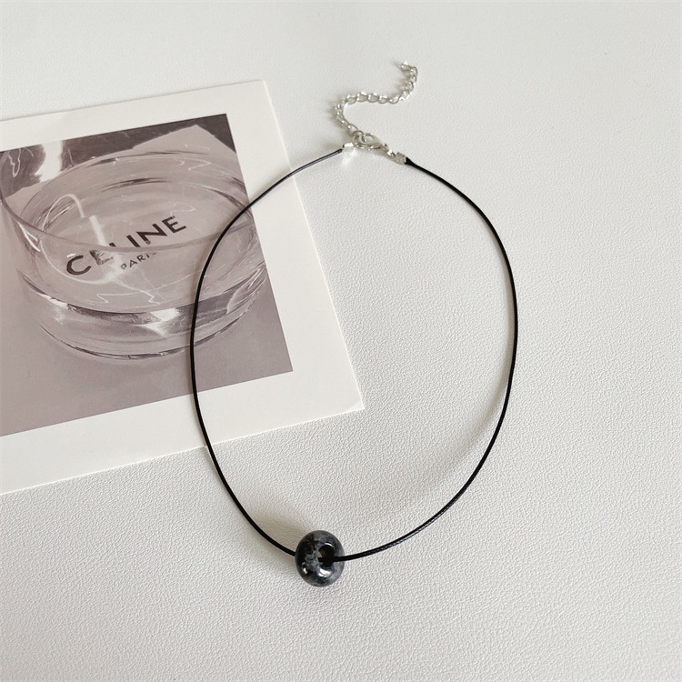 Dây chuyền đá handmade mặt đá tròn