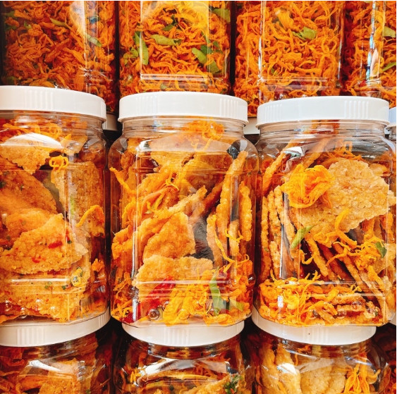 Cơm cháy lắc khô gà lá chanh Lá La (Giòn thơm, đậm vị)  - Hũ nhựa 500 gram