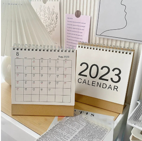 Lịch trang trí để bàn