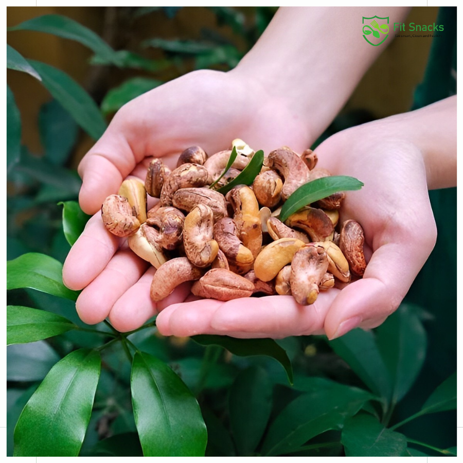 Hạt điều rang muối nguyênvỏ lục 100g Bình Phước | Fit Snacks