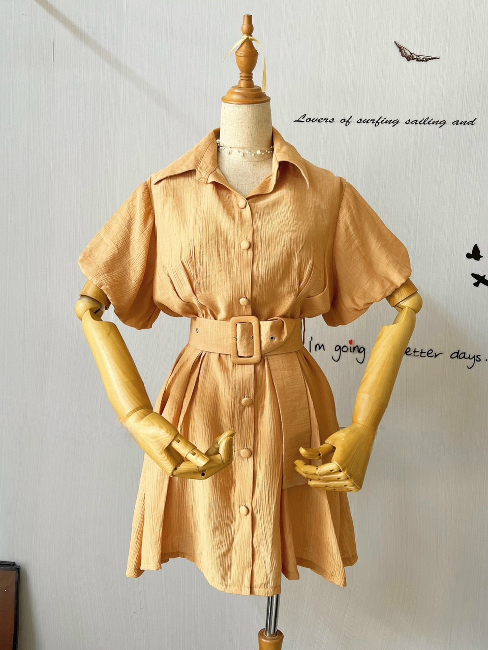 Đầm sơ mi tay bí