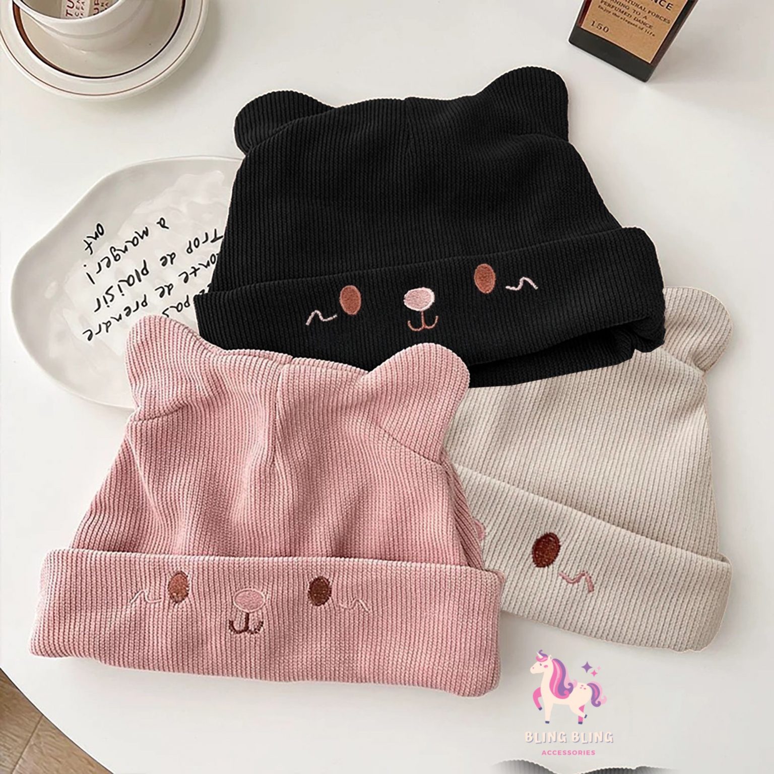 Mũ len Cute cat face có tai