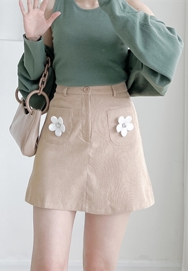 Chân váy chữ A 2 túi có đính hoa