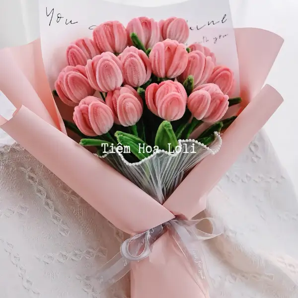 Bó hoa kẽm nhung Tulip nhiều màu xinh xắn