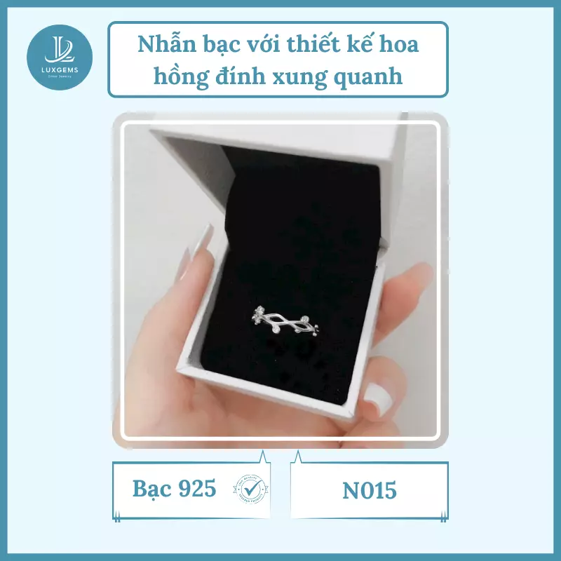 Nhẫn bạc Luxgems với thiết kế hoa hồng đính xung quanh_N015