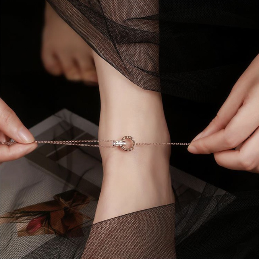 Lắc chân vàng 18K