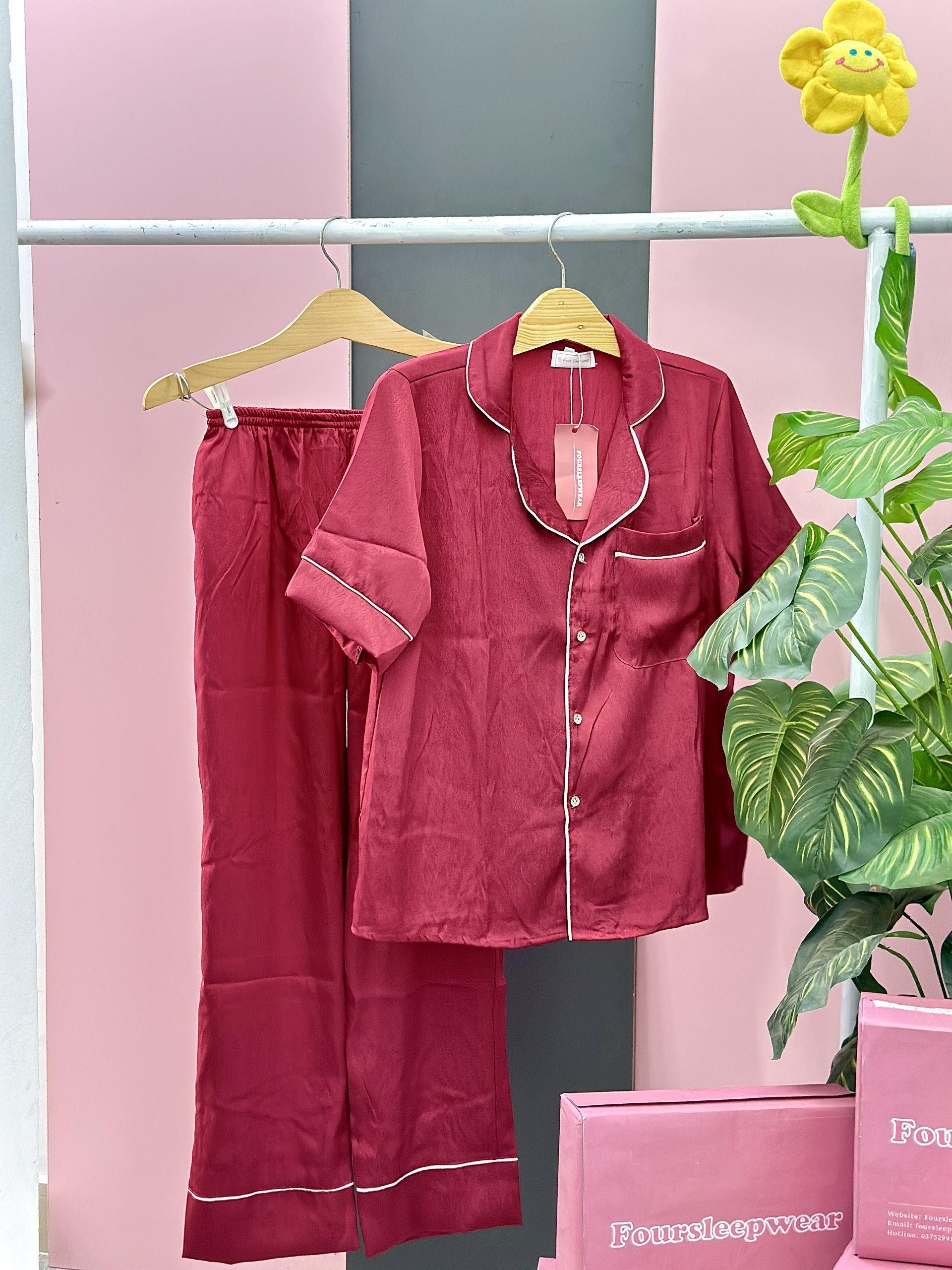 Bộ Pijama Lụa Xước Trơn Đỏ TNQD